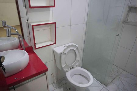 Banheiro da Suíte de casa para alugar com 1 quarto, 125m² em Vila Sao Silvestre, Barueri