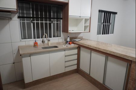 Casa para alugar com 125m², 2 quartos e sem vagaCozinha
