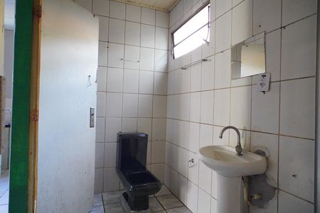 Casa para alugar com 48m², 2 quartos e sem vagaBanheiro