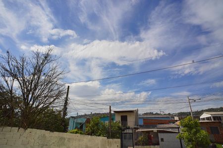 Vista da sala de casa para alugar com 2 quartos, 48m² em Coronel Aparicio Borges, Porto Alegre