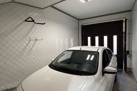 Garagem de casa para alugar com 5 quartos, 226m² em Gonzaga, Santos
