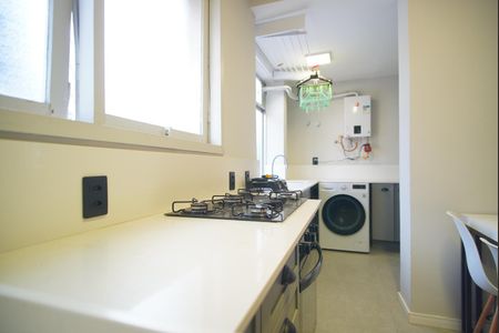Cozinha de apartamento para alugar com 2 quartos, 73m² em Auxiliadora, Porto Alegre