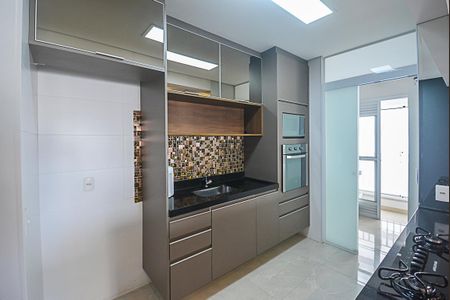 Apartamento para alugar com 94m², 3 quartos e 2 vagasCozinha