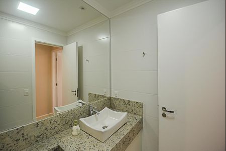 Apartamento para alugar com 94m², 3 quartos e 2 vagasBanheiro