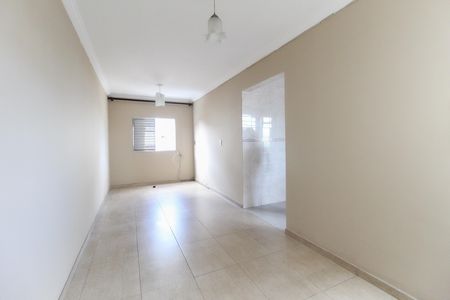 Apartamento para alugar com 2 quartos, 56m² em Conjunto Residencial José Bonifácio, São Paulo