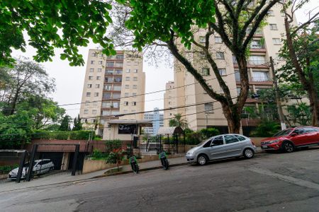 Fachada de apartamento para alugar com 2 quartos, 70m² em Nova Piraju, São Paulo