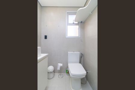 Banheiro de apartamento para alugar com 2 quartos, 70m² em Nova Piraju, São Paulo