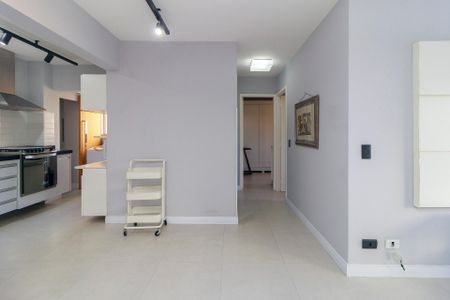Sala de apartamento para alugar com 2 quartos, 70m² em Nova Piraju, São Paulo