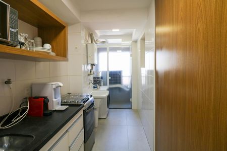 Cozinha de apartamento para alugar com 3 quartos, 73m² em Chácara Santo Antônio, São Paulo