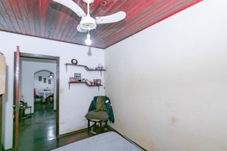 Casa à venda com 3 quartos, 195m² em Vila Santo Estefano, São Paulo