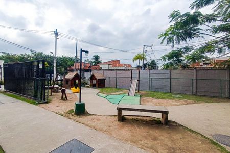 Apartamento à venda com 45m², 2 quartos e 2 vagas Apartamento à venda com 45m², 2 quartos e 2 vagasÁrea comum - Playground