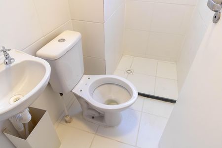 Apartamento à venda com 45m², 2 quartos e 2 vagas Apartamento à venda com 45m², 2 quartos e 2 vagasBanheiro