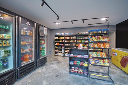Apartamento à venda com 55m², 2 quartos e 1 vagaÁrea comum - Mini Mercado