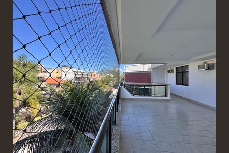 Varanda de apartamento para alugar com 3 quartos, 123m² em Recreio dos Bandeirantes, Rio de Janeiro