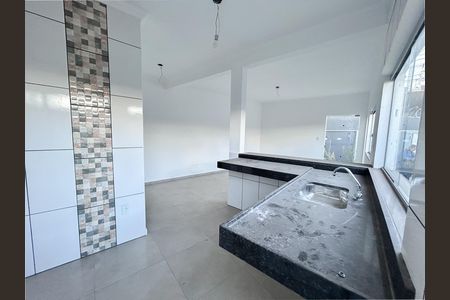 Casa à venda com 150m², 3 quartos e 2 vagas