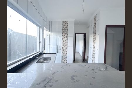 Casa à venda com 150m², 3 quartos e 2 vagas
