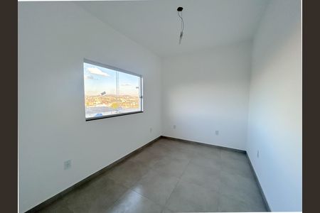 Casa à venda com 150m², 3 quartos e 2 vagas
