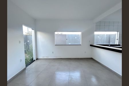 Casa à venda com 150m², 3 quartos e 2 vagas