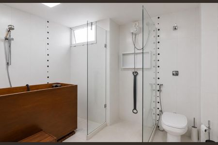 Apartamento à venda com 116m², 2 quartos e 1 vaga Apartamento à venda com 116m², 2 quartos e 1 vagaBanheiro 1