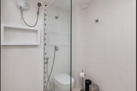 Apartamento à venda com 116m², 2 quartos e 1 vaga Apartamento à venda com 116m², 2 quartos e 1 vagaBanheiro 2