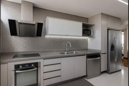 Apartamento à venda com 116m², 2 quartos e 1 vaga Apartamento à venda com 116m², 2 quartos e 1 vagaCozinha