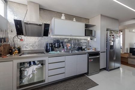 Apartamento à venda com 116m², 2 quartos e 1 vaga Apartamento à venda com 116m², 2 quartos e 1 vagaCozinha