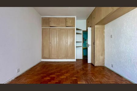 Casa para alugar com 212m², 3 quartos e 1 vaga Casa para alugar com 212m², 3 quartos e 1 vagaQuarto