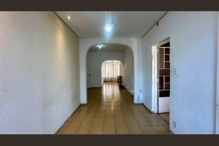 Casa para alugar com 212m², 3 quartos e 1 vaga Casa para alugar com 212m², 3 quartos e 1 vagaSala de jantar