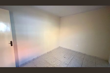 Casa para alugar com 45m², 1 quarto e 1 vaga Casa para alugar com 45m², 1 quarto e 1 vagaQuarto