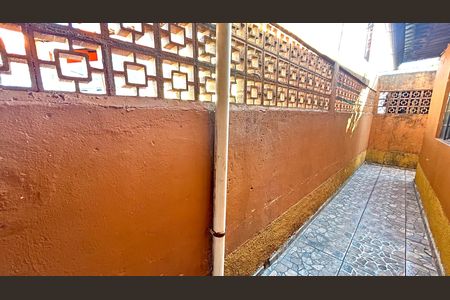 Casa para alugar com 45m², 1 quarto e 1 vaga Casa para alugar com 45m², 1 quarto e 1 vagaÁrea de Serviço