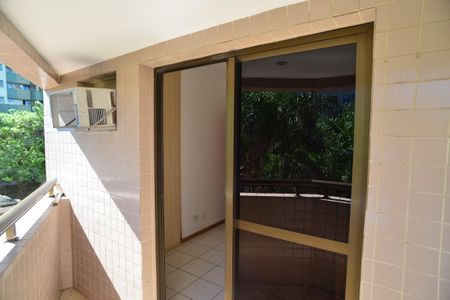 Apartamento para alugar com 70m², 2 quartos e 1 vaga