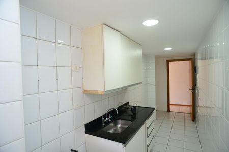Apartamento para alugar com 70m², 2 quartos e 1 vaga