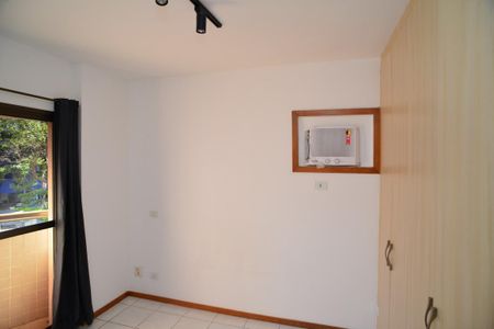 Apartamento para alugar com 70m², 2 quartos e 1 vaga