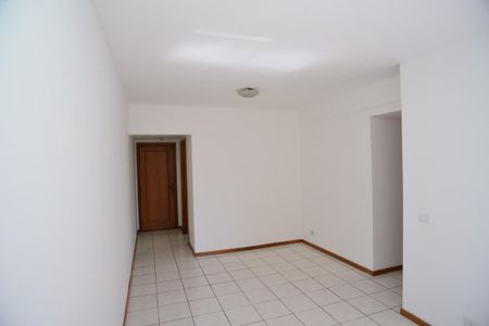 Apartamento para alugar com 70m², 2 quartos e 1 vaga