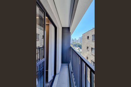 Varanda de kitnet/studio para alugar com 1 quarto, 27m² em Vila Mariana, São Paulo