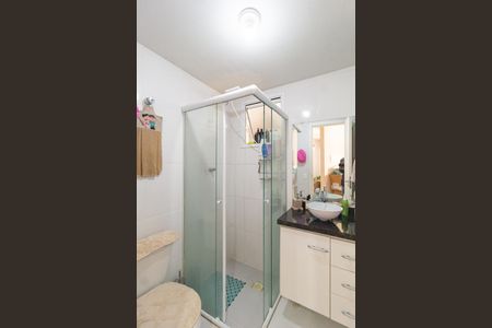 Banheiro de apartamento para alugar com 2 quartos, 52m² em Jardim Padreira I, Osasco