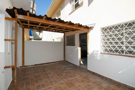 Quintal de casa para alugar com 3 quartos, 140m² em Pinheiros, São Paulo