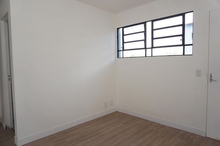 Sala de apartamento para alugar com 2 quartos, 55m² em Conjunto Habitacional Parque Valo Velho Ii, Embu das Artes