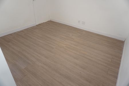 Sala de apartamento para alugar com 2 quartos, 55m² em Conjunto Habitacional Parque Valo Velho Ii, Embu das Artes