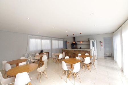 Apartamento à venda com 43m², 2 quartos e 1 vagaÁrea comum - Salão de festas
