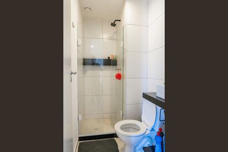 Banheiro de apartamento à venda com 1 quarto, 32m² em Santo Cristo, Rio de Janeiro