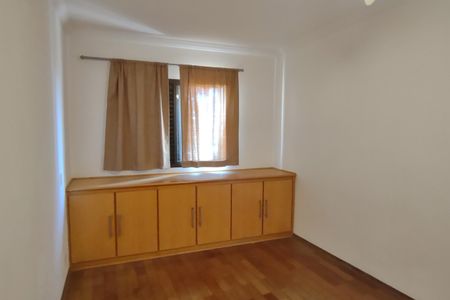 Apartamento à venda com 98m², 2 quartos e 2 vagas Apartamento à venda com 98m², 2 quartos e 2 vagasQuarto