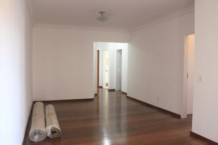 Apartamento à venda com 98m², 2 quartos e 2 vagasSala