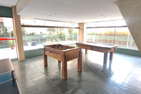 Apartamento à venda com 98m², 2 quartos e 2 vagas Apartamento à venda com 98m², 2 quartos e 2 vagasSalão de jogos