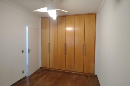 Apartamento à venda com 98m², 2 quartos e 2 vagas Apartamento à venda com 98m², 2 quartos e 2 vagasQuarto