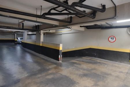 Apartamento à venda com 98m², 2 quartos e 2 vagas Apartamento à venda com 98m², 2 quartos e 2 vagasGaragem