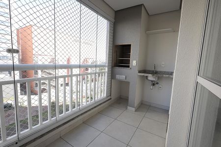 Apartamento à venda com 57m², 2 quartos e 1 vaga Apartamento à venda com 57m², 2 quartos e 1 vagaSacada