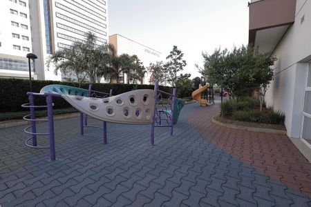 Apartamento à venda com 57m², 2 quartos e 1 vaga Apartamento à venda com 57m², 2 quartos e 1 vagaÁrea comum - Playground