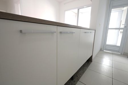 Cozinha de apartamento à venda com 2 quartos, 57m² em Vila Homero Thon, Santo André