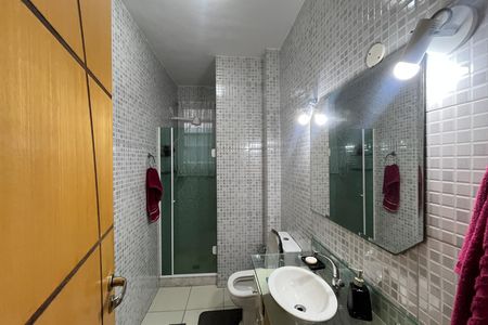 Apartamento à venda com 110m², 3 quartos e 2 vagas Apartamento à venda com 110m², 3 quartos e 2 vagasBanheiro
